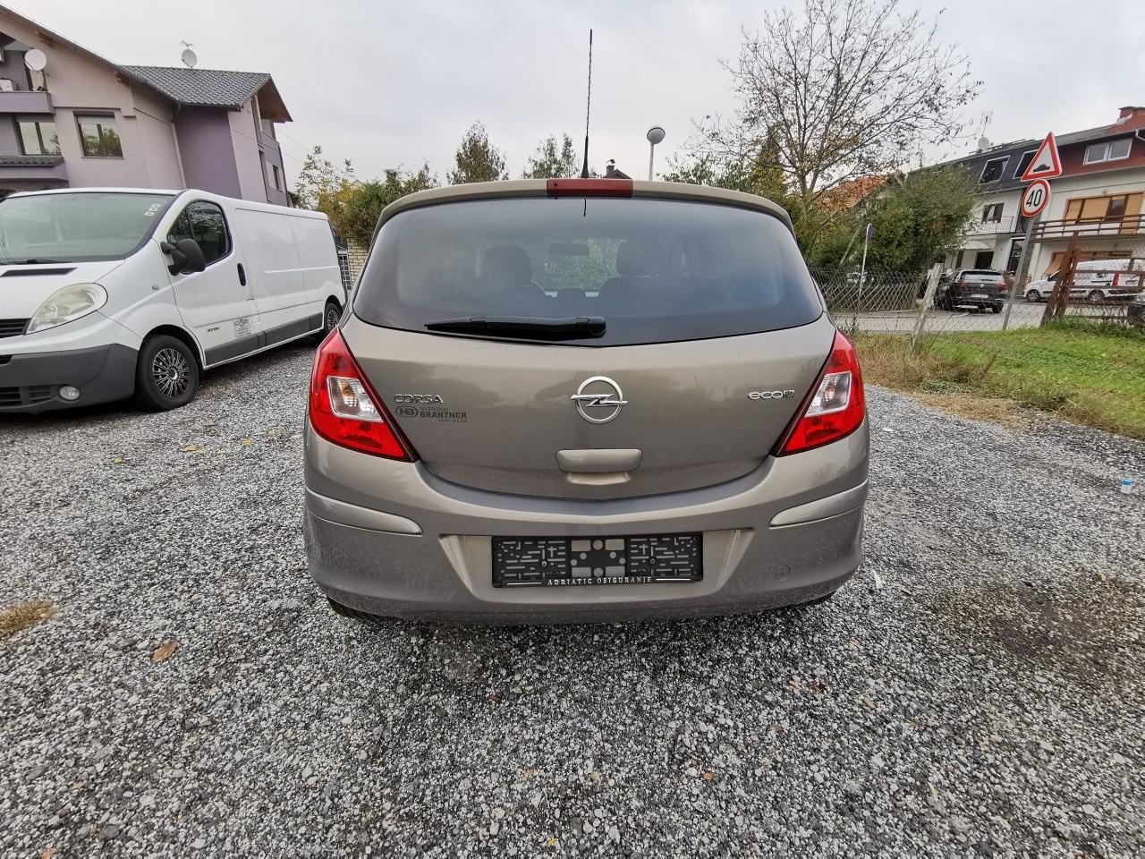 Opel Corsa 1,3 CDTI ECO FLEX, NAPRAVLJEN VELIKI SERVIS!!!!!!reg 1 GODI, fotografija 12