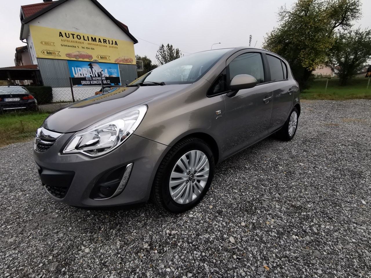 Opel Corsa 1,3 CDTI ECO FLEX, NAPRAVLJEN VELIKI SERVIS!!!!!!reg 1 GODI, fotografija 3