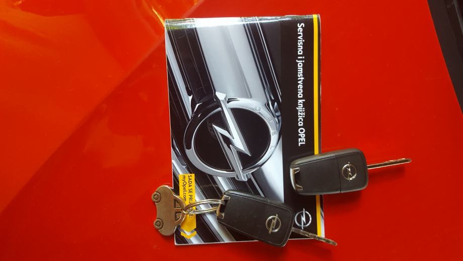 Opel Corsa 1,3 CDTI 1.vl HR reg 07/2027, fotografija 14