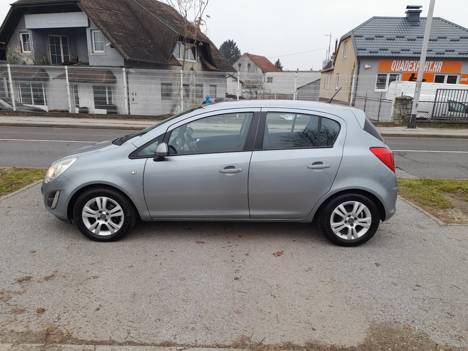 Opel Corsa 1,3 CDTI, fotografija 6