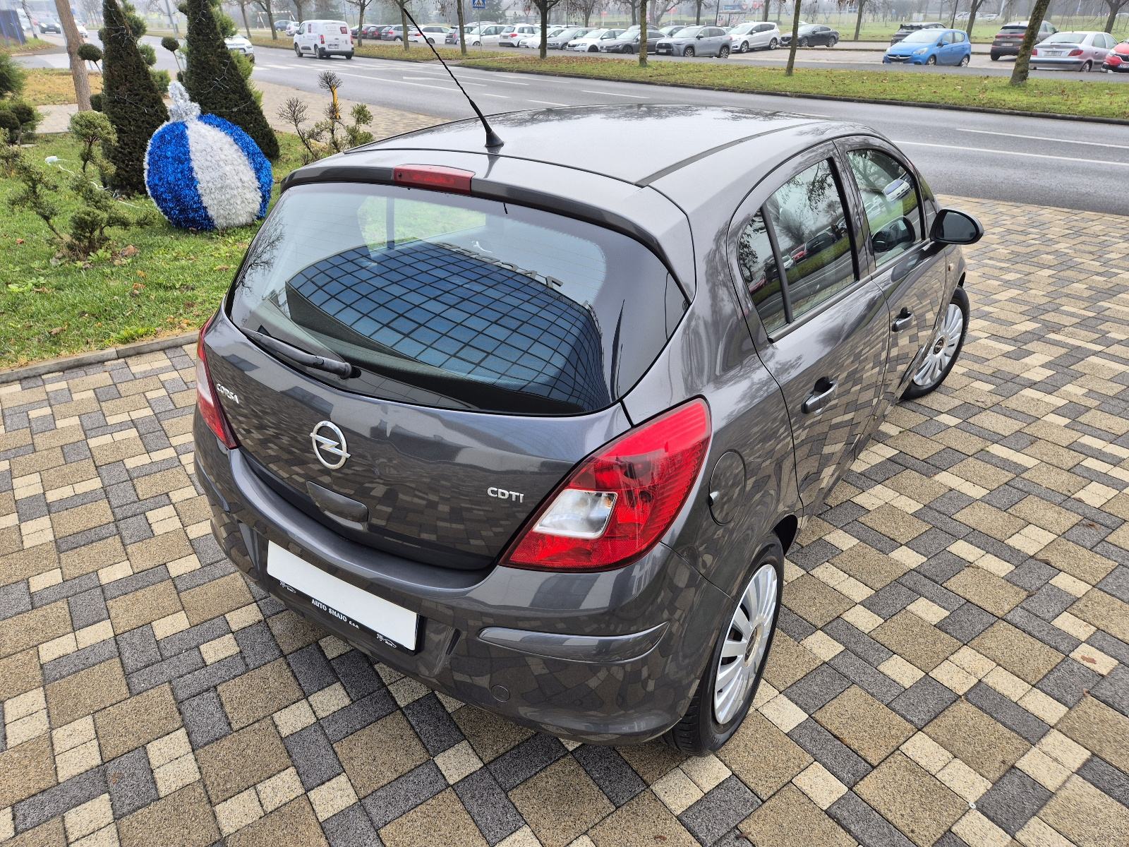 Opel Corsa 1,3 CDTI **ENJOY**KLIMA**5 VRATA**SERVISNA**REG 1 GOD**, fotografija 9