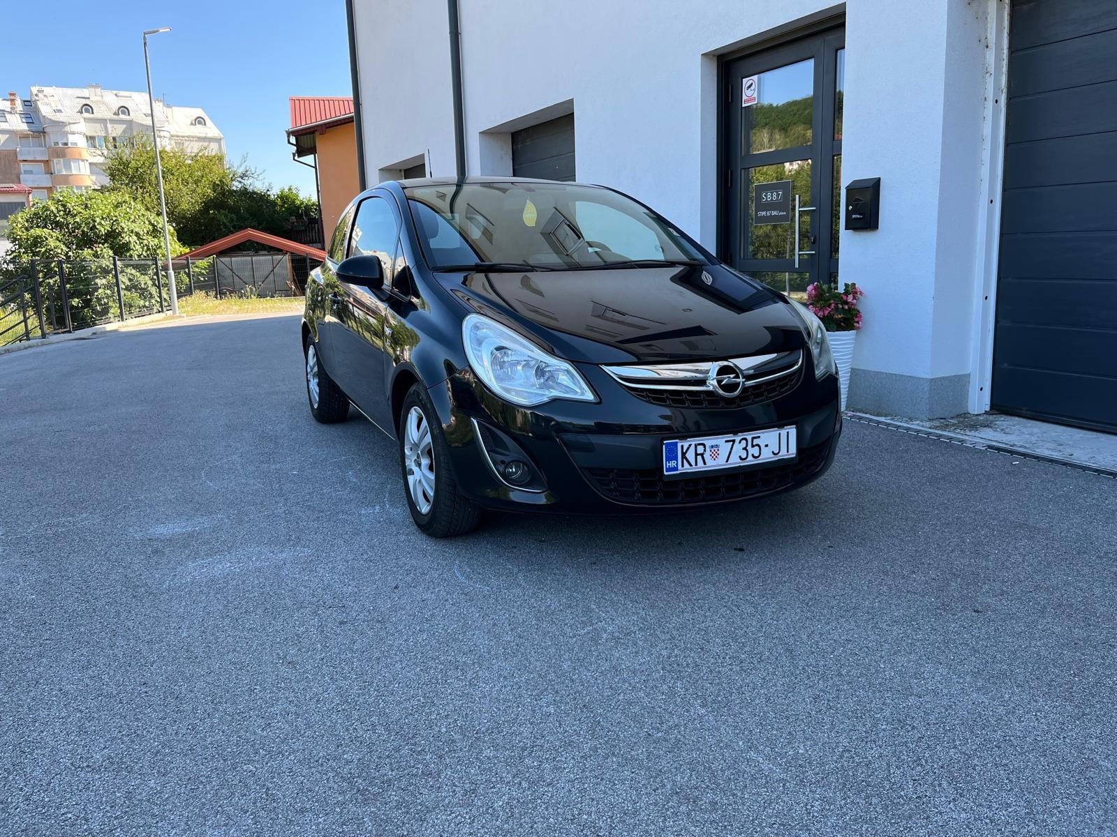 Opel Corsa 1,3 CDTI, fotografija 2