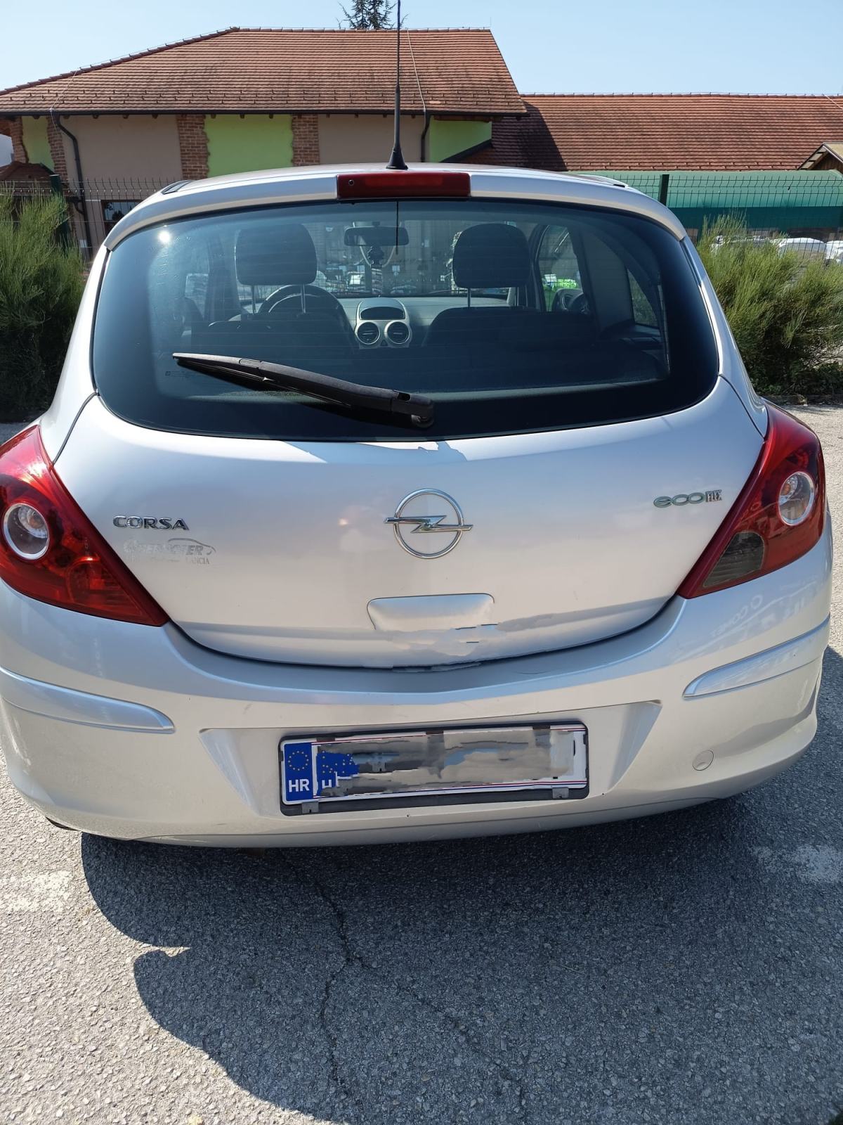 Opel Corsa 1,3 CDTI, fotografija 11