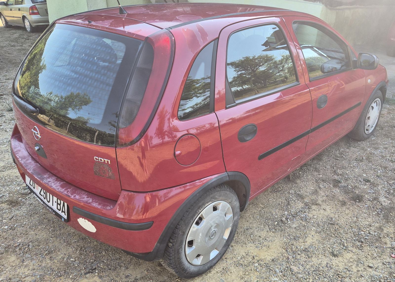 Opel Corsa 1,3 CDTI, fotografija 2