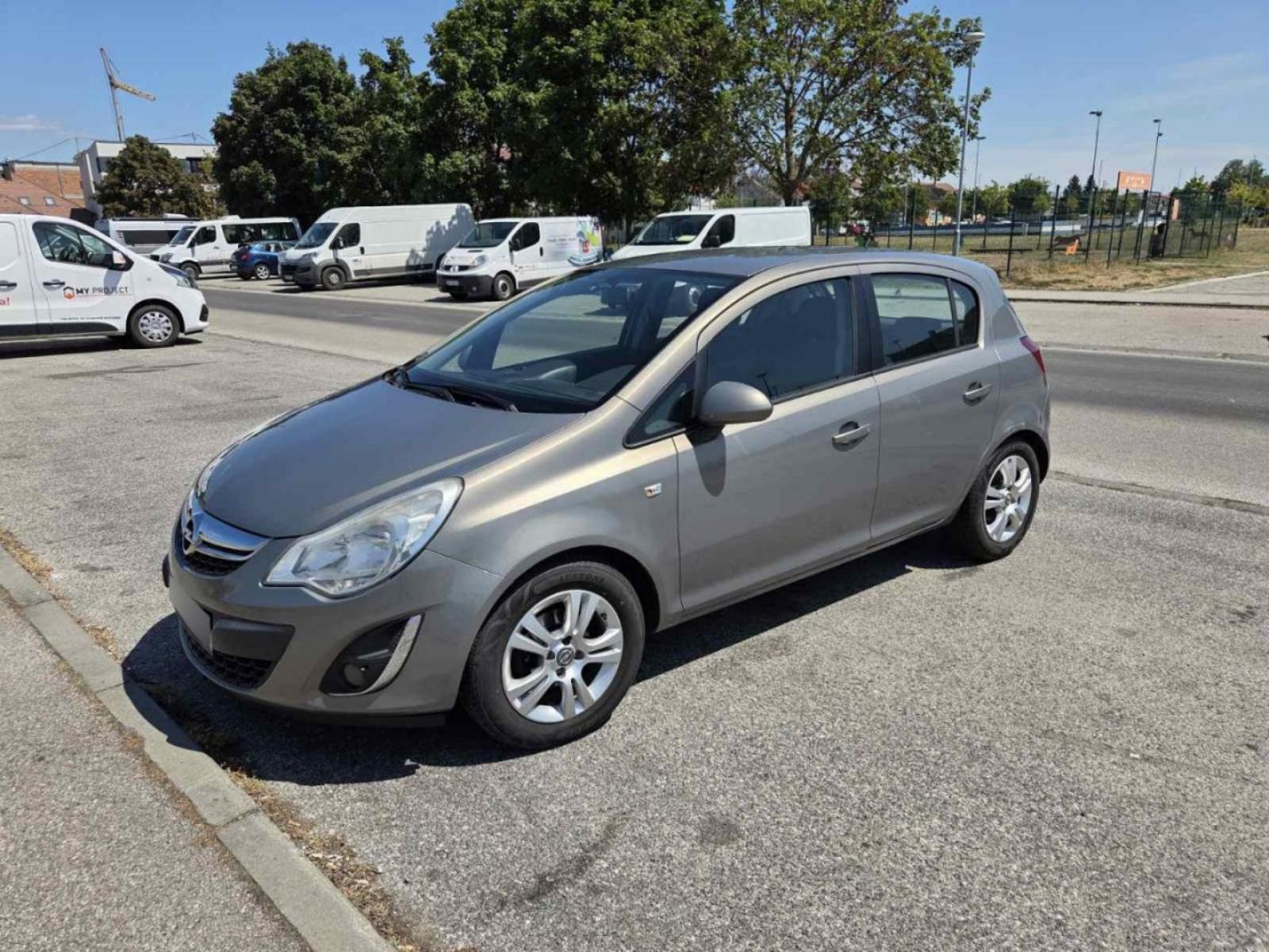 Opel Corsa 1,3 CDTI, 2011, 70kW, 5/2027, 2 seta kotača, fotografija 1
