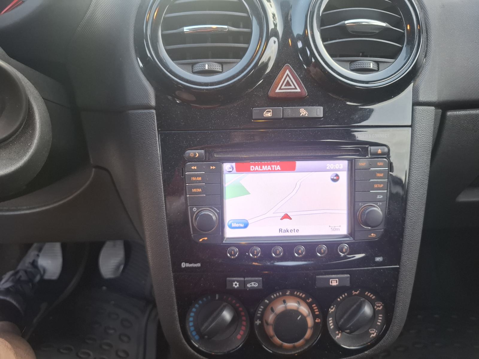 Opel Corsa 1.3 CDTI super stanje reg 03.2027, fotografija 11