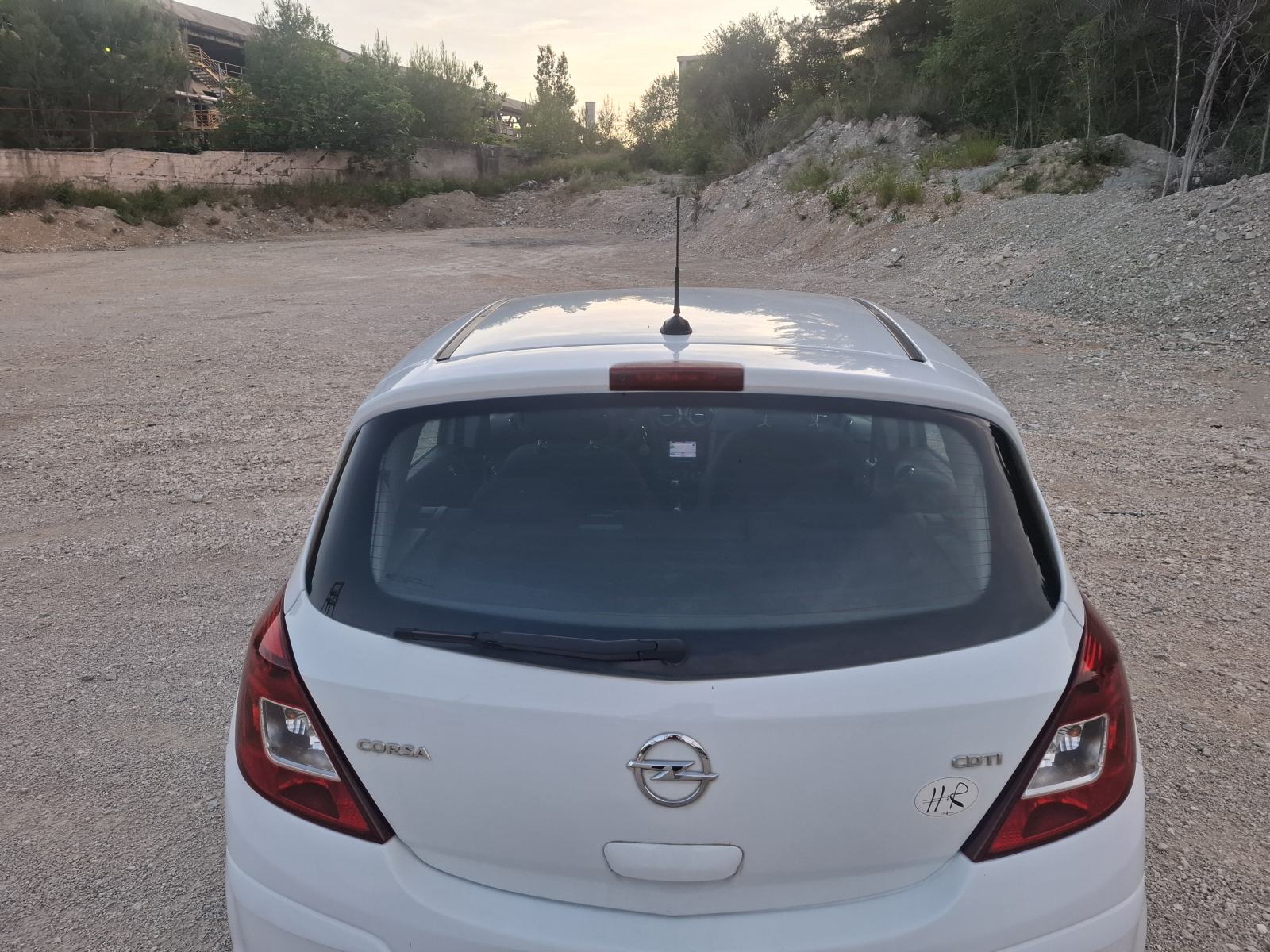Opel Corsa 1.3 CDTI super stanje reg 03.2027, fotografija 5