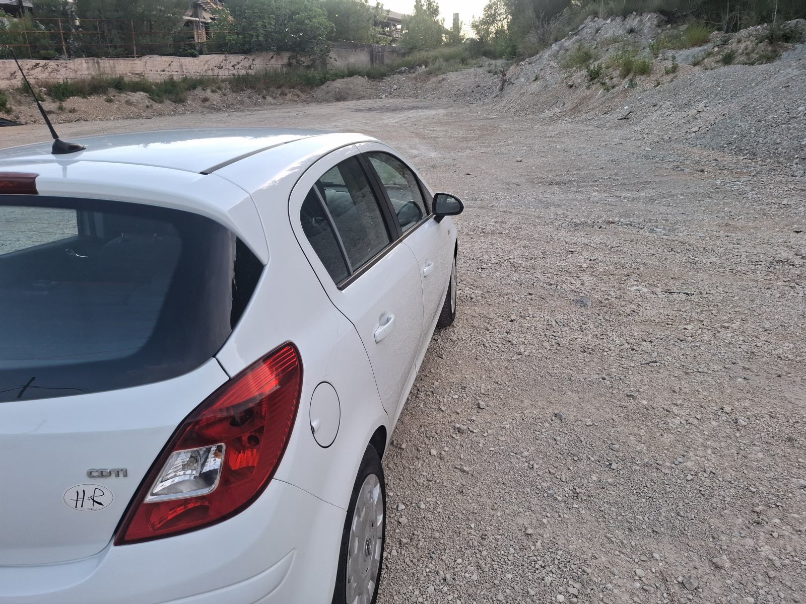 Opel Corsa 1.3 CDTI super stanje reg 03.2027, fotografija 3