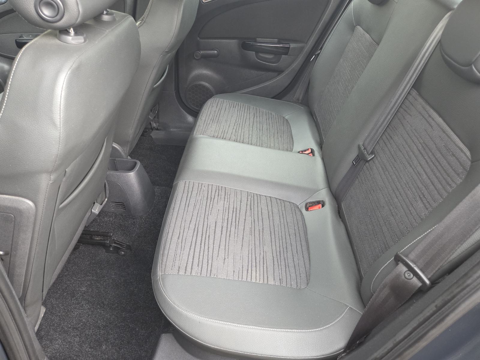 OPEL CORSA 1,3 cdti TEMPOMAT KOŽA ALU FELGE, fotografija 12