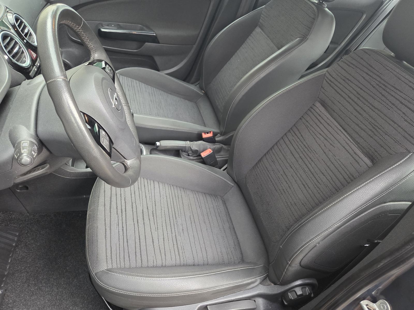 OPEL CORSA 1,3 cdti TEMPOMAT KOŽA ALU FELGE, fotografija 10