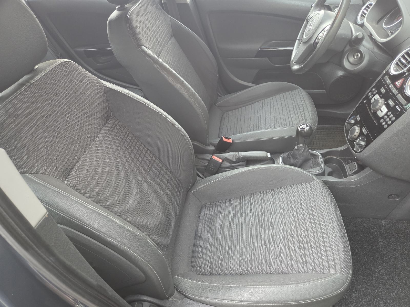 OPEL CORSA 1,3 cdti TEMPOMAT KOŽA ALU FELGE, fotografija 11
