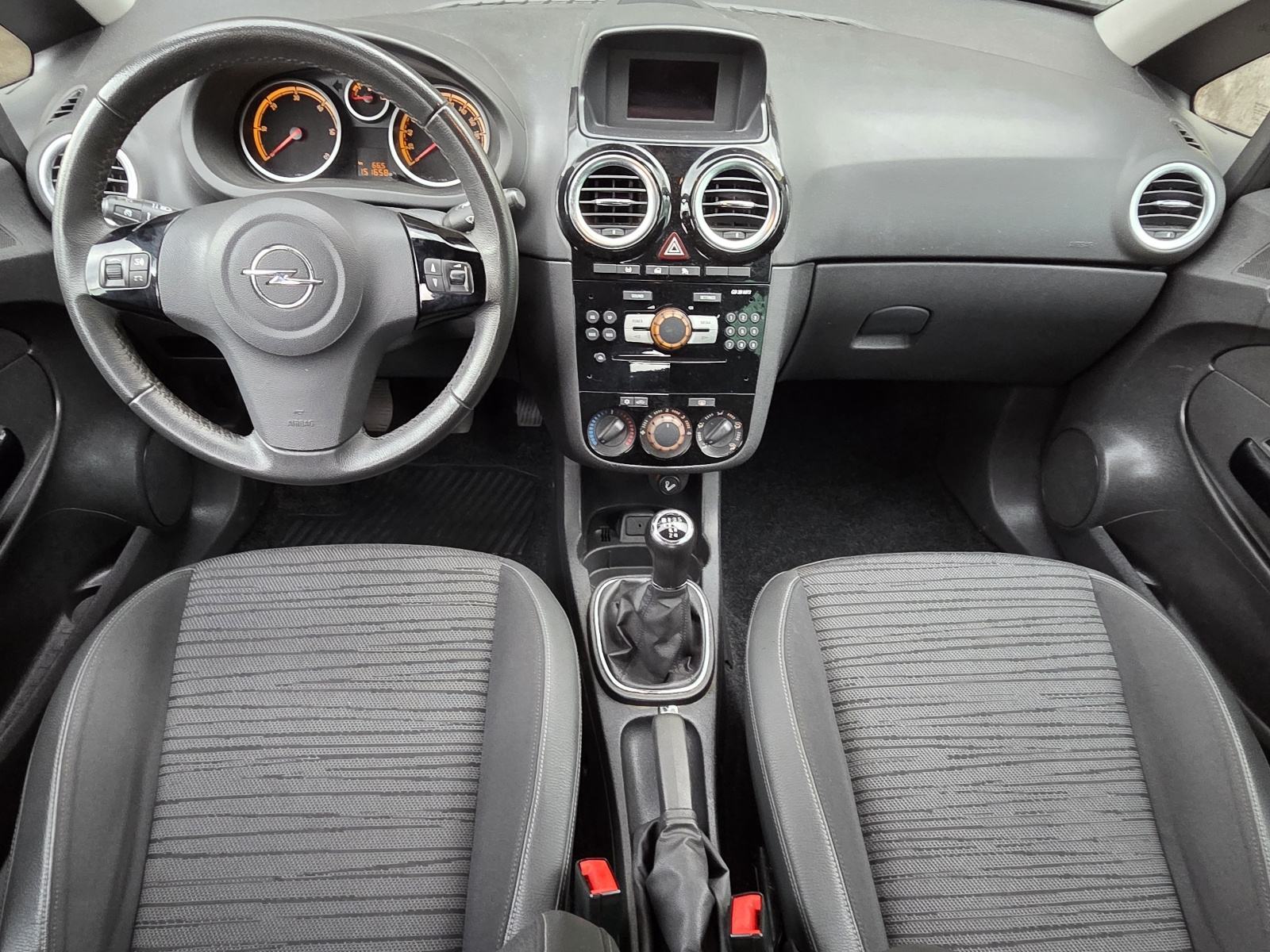 OPEL CORSA 1,3 cdti TEMPOMAT KOŽA ALU FELGE, fotografija 9