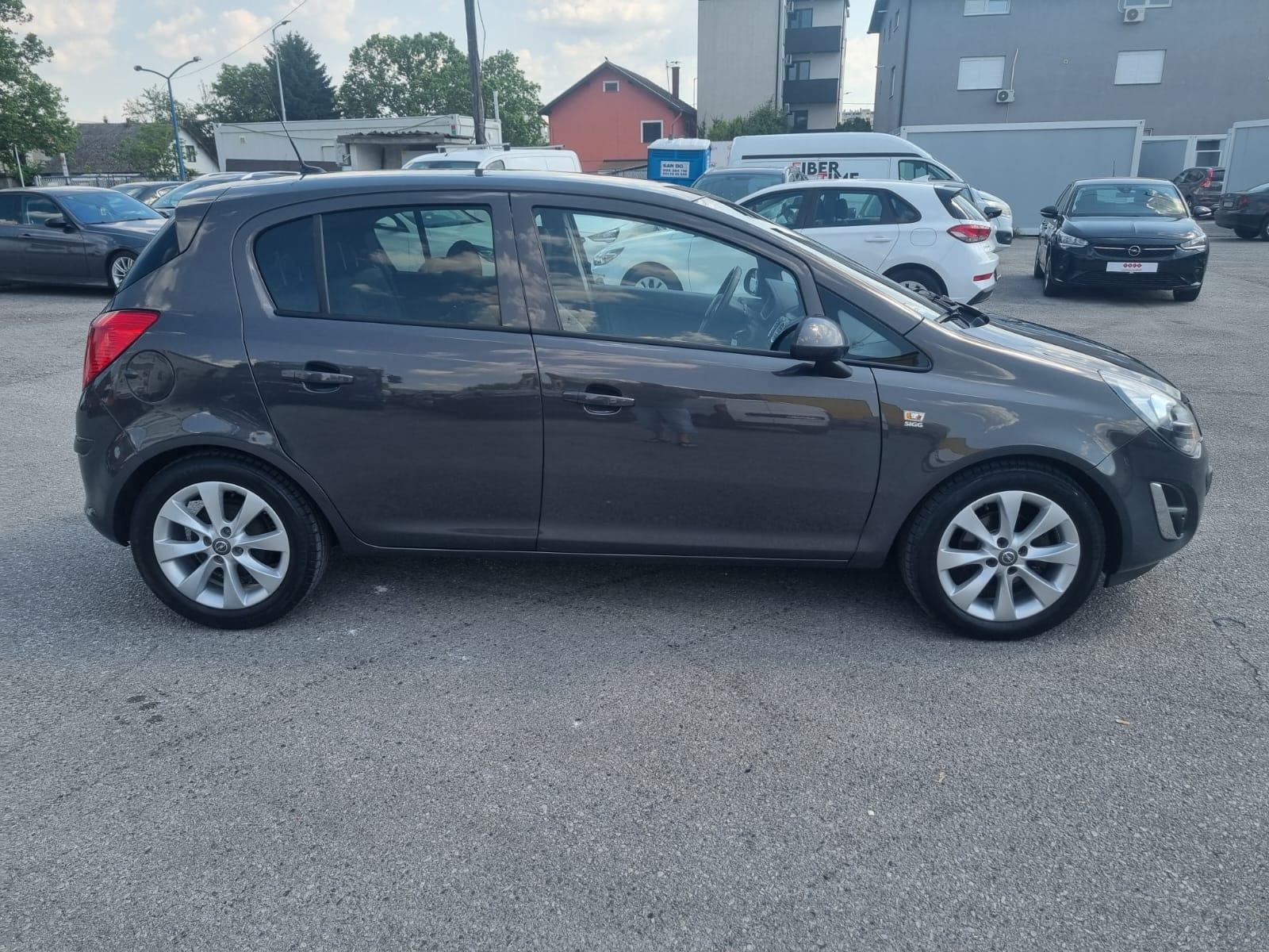 Opel Corsa 1.3 jtd *klima*alu 16*xenon*navi*, fotografija 8