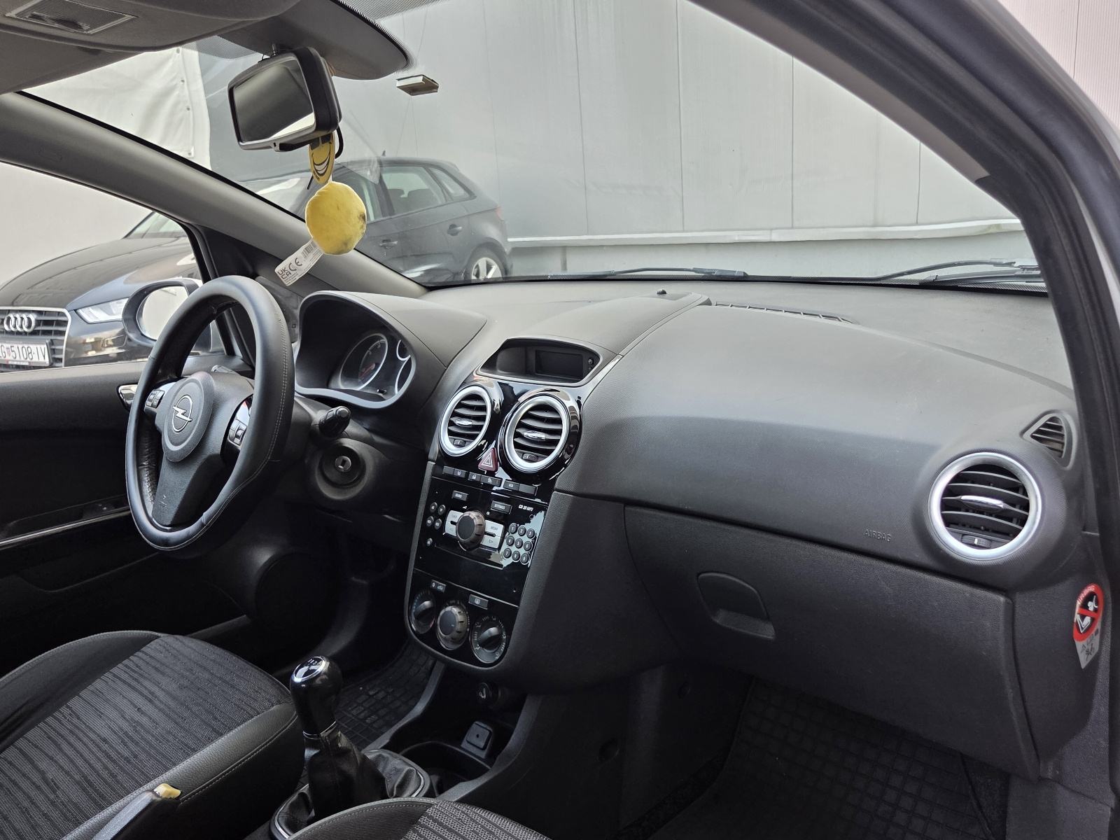 OPEL CORSA 1.3CDTI 2014G HR AUTO 2.KLJUCA KLIMA, fotografija 7
