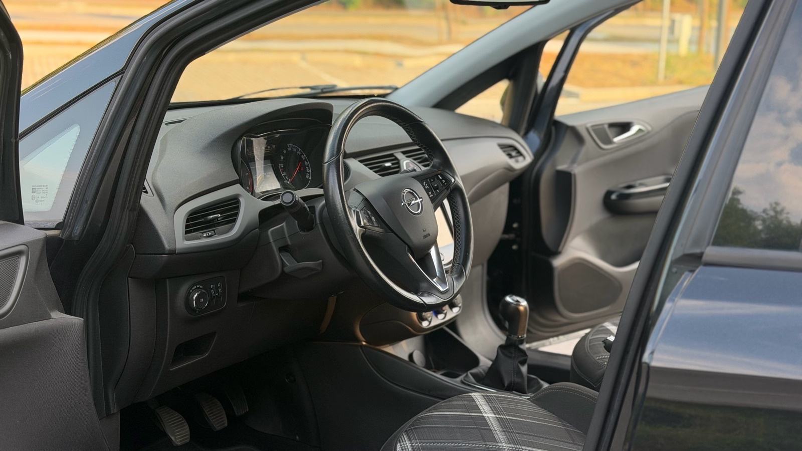Opel Corsa 1.3cdti VELIKI SERVIS***NAVI***DIGITALNA KLIMA***UREDNA, fotografija 13