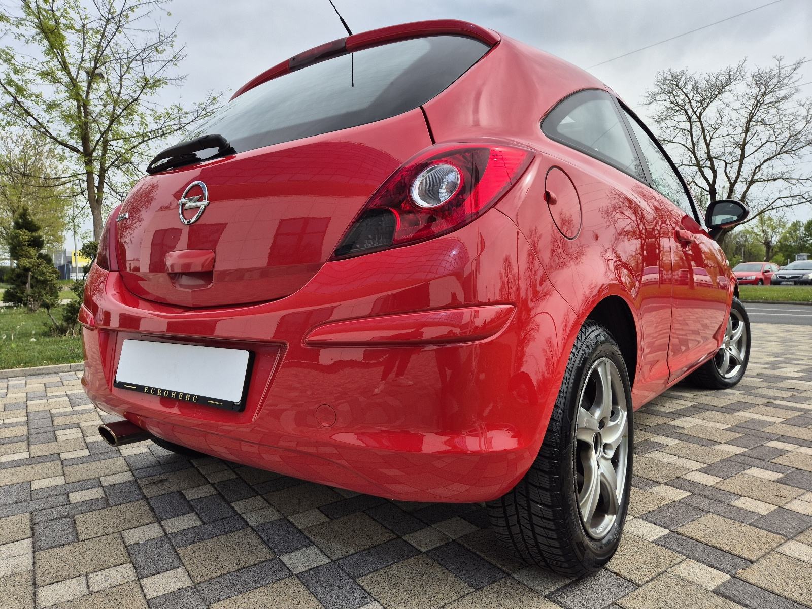 Opel Corsa 1,4 16V **ACTIVE**KLIMA**PANORAMA KROV**ALU**REG 1 GOD**, fotografija 11
