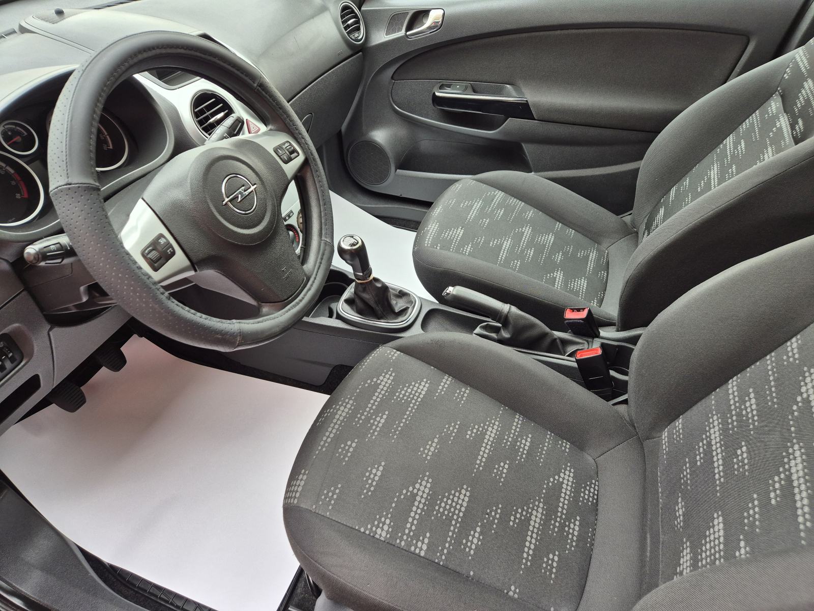 Opel Corsa 1,4 16V **ACTIVE**KLIMA**PANORAMA KROV**ALU**REG 1 GOD**, fotografija 17