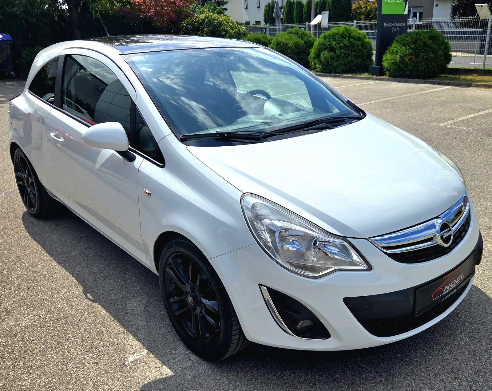 Opel Corsa 1,4 16V Color Edition HR auto, fotografija 2