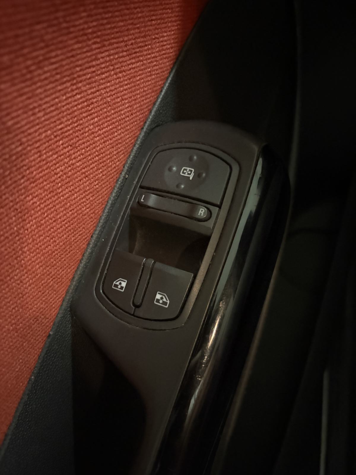 Opel Corsa 1,4 16V, fotografija 12