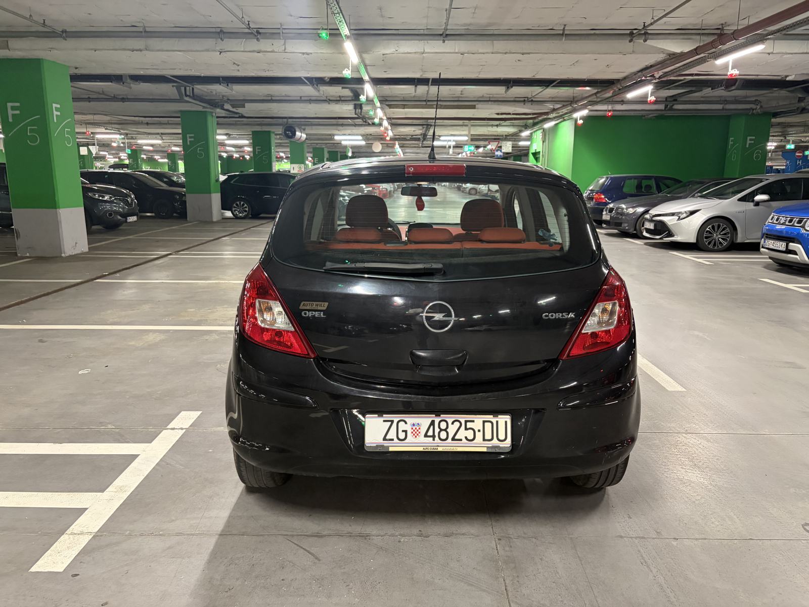 Opel Corsa 1,4 16V, fotografija 3
