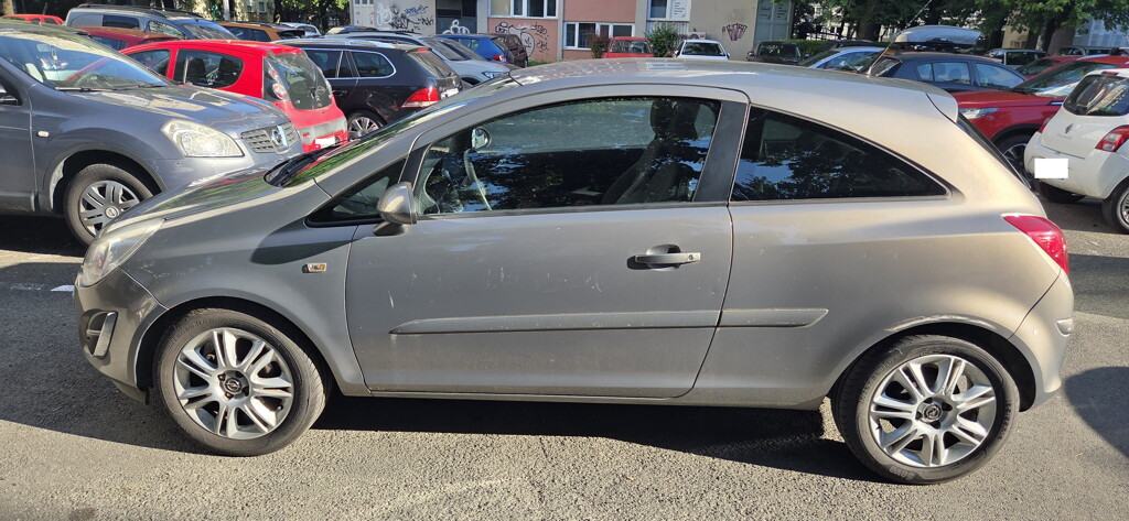 Opel Corsa 1,4 16V, fotografija 2