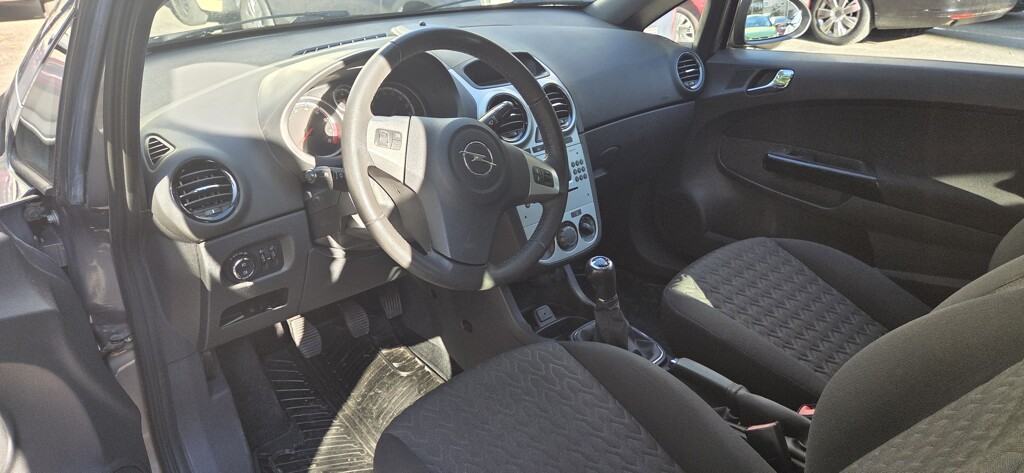 Opel Corsa 1,4 16V, fotografija 6
