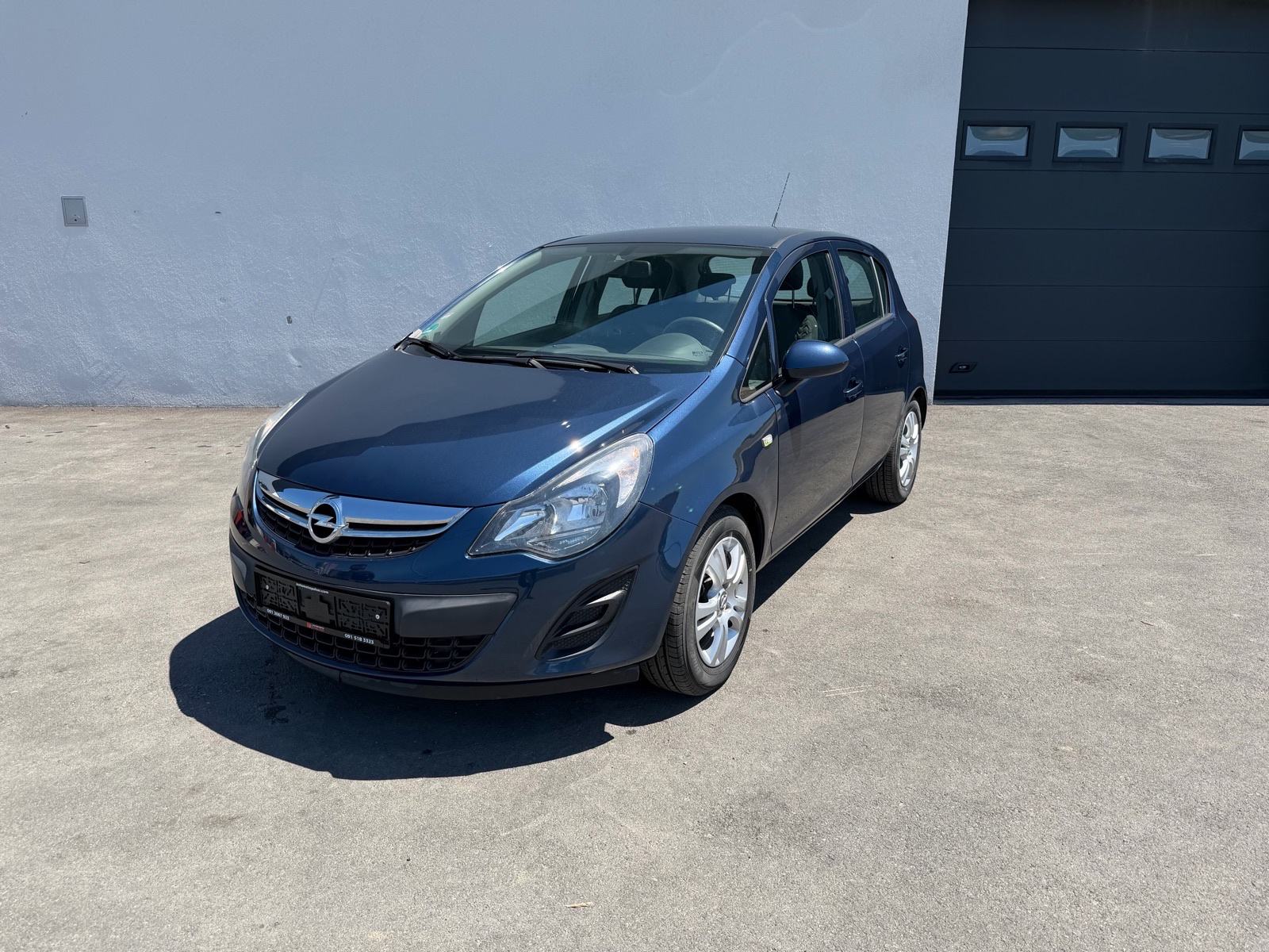 Opel Corsa 1,4 16V, pogled izvana - slika 1