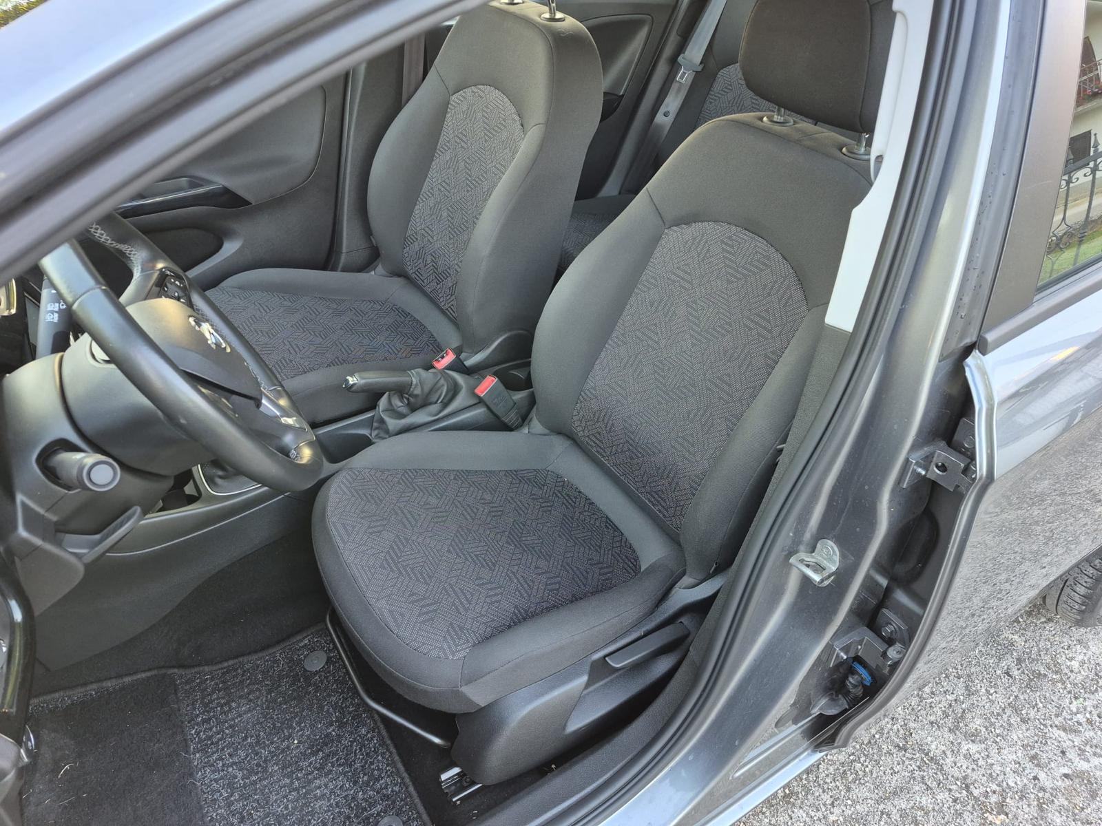 Opel Corsa 1,4 / 77.250 km / servisna knjiga / 5 vrata, fotografija 12