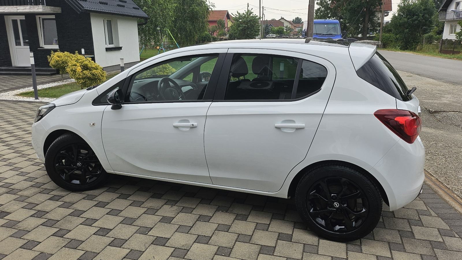 Opel Corsa 1,4 Automatik - 1.VLASNIK - NIJE UVOZ - 78 000 KM -, fotografija 3