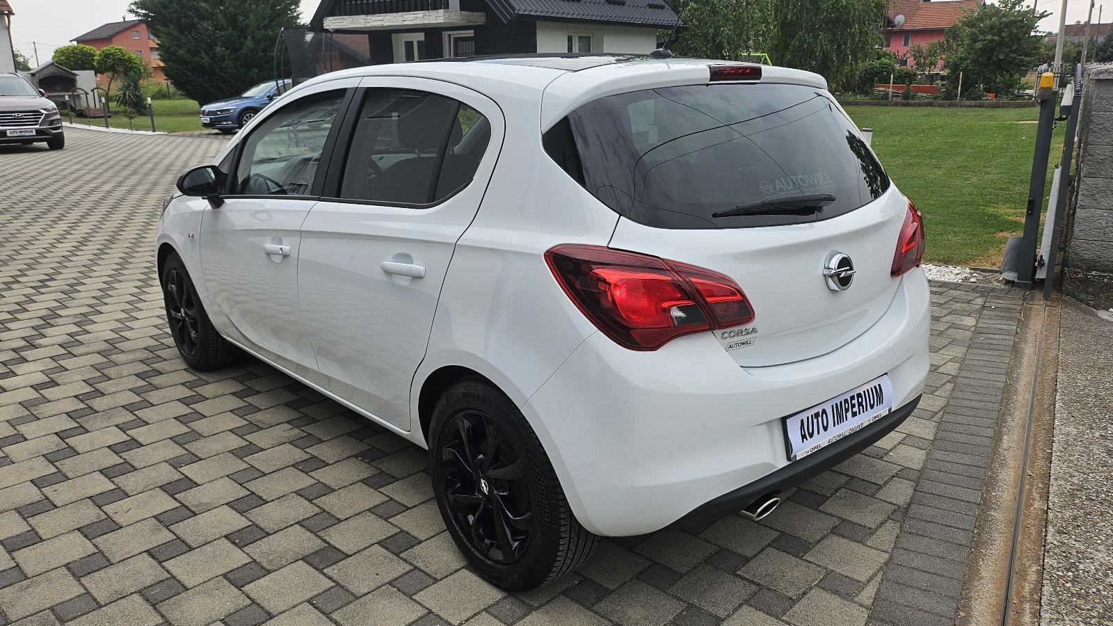 Opel Corsa 1,4 Automatik - 1.VLASNIK - NIJE UVOZ - 78 000 KM -, fotografija 10