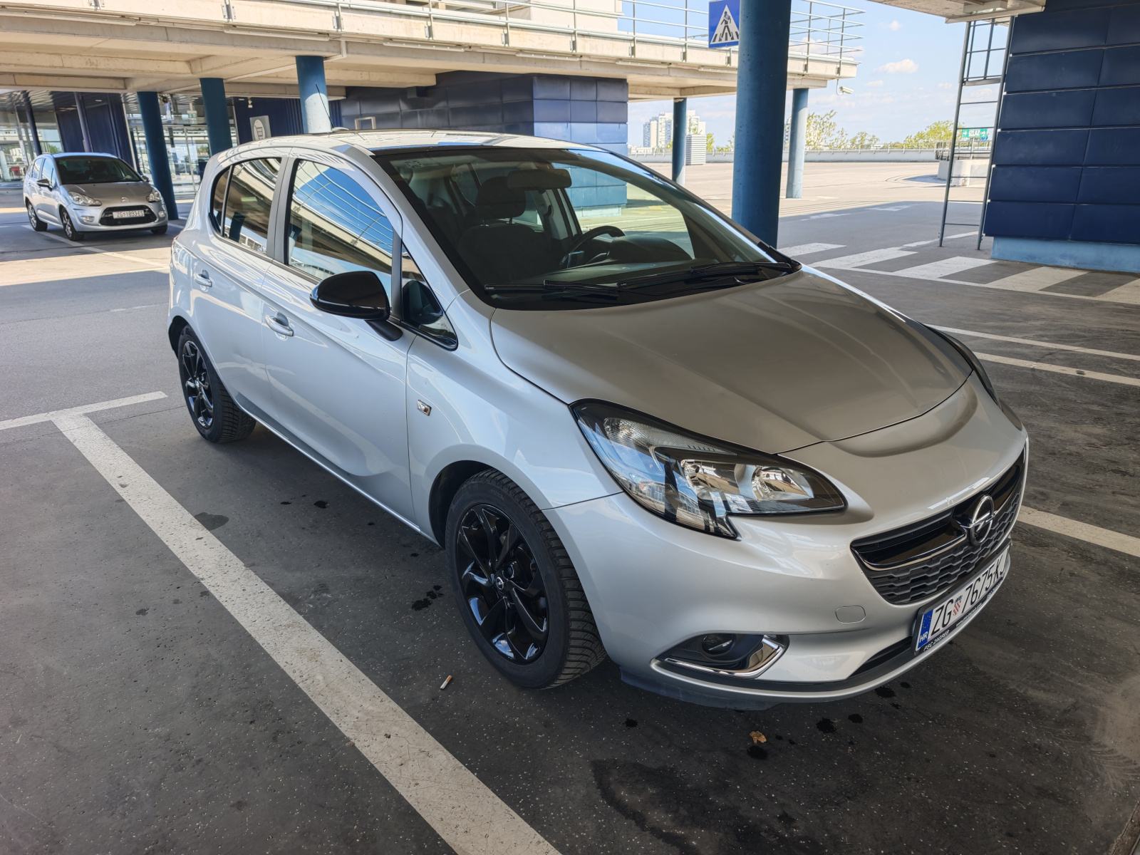 Opel Corsa 1,4 COLOR EDITION automatik, fotografija 1