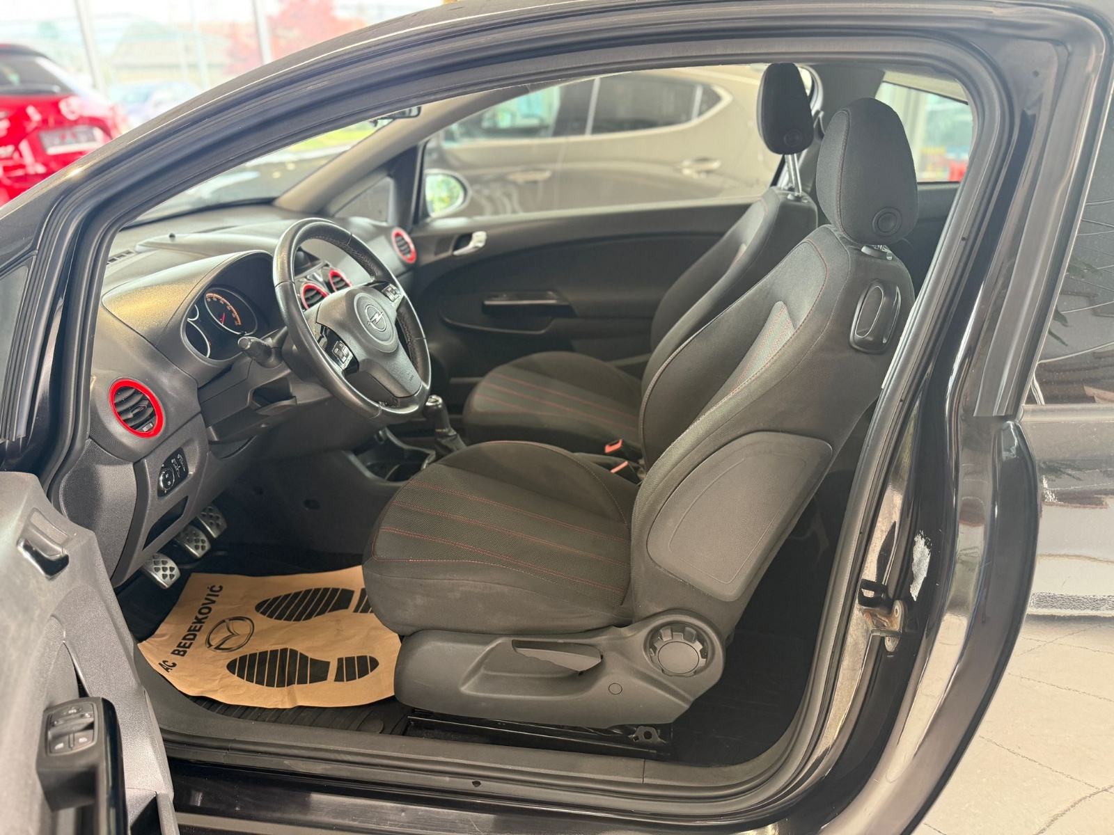 Opel Corsa 1.4 COLOR EDITION KLIMA ALU, fotografija 11