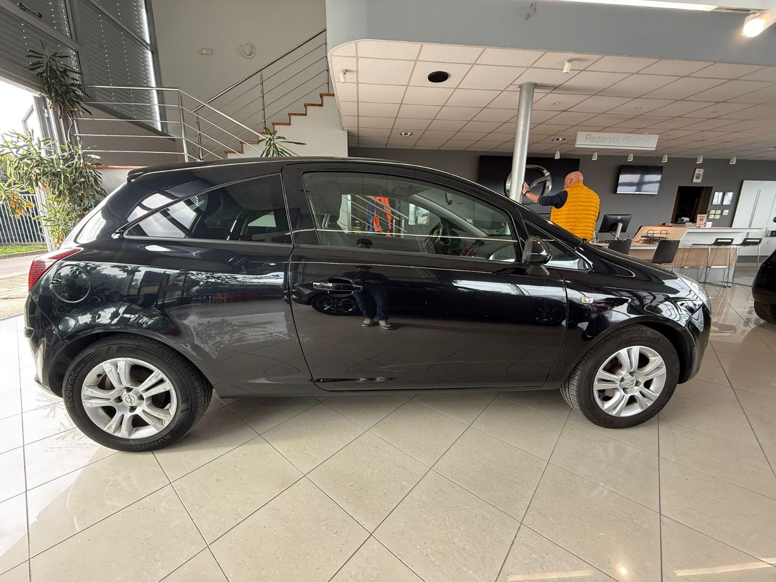 Opel Corsa 1.4 COLOR EDITION KLIMA ALU, fotografija 8