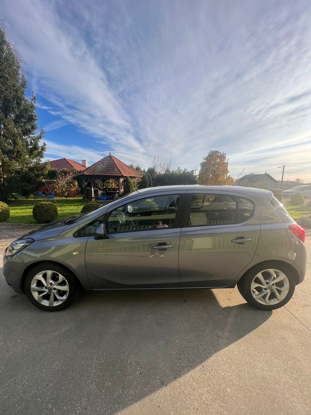 Opel Corsa 1,4 COLOR EDITION, fotografija 2
