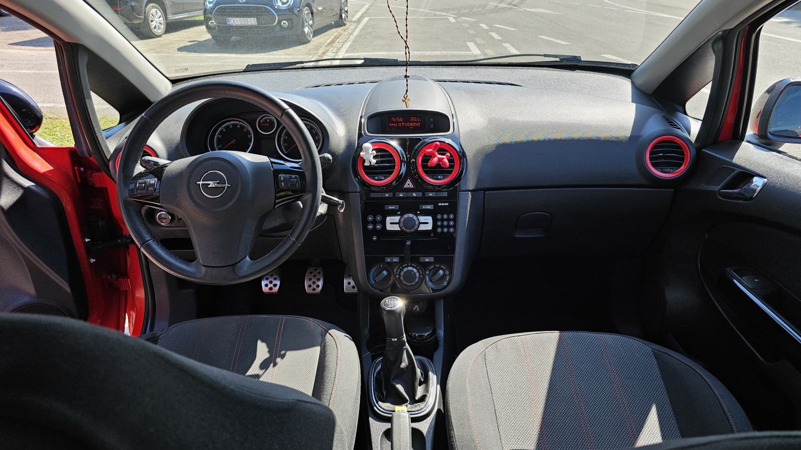 Opel Corsa 1,4 COLOR EDITION 74 kW, fotografija 9