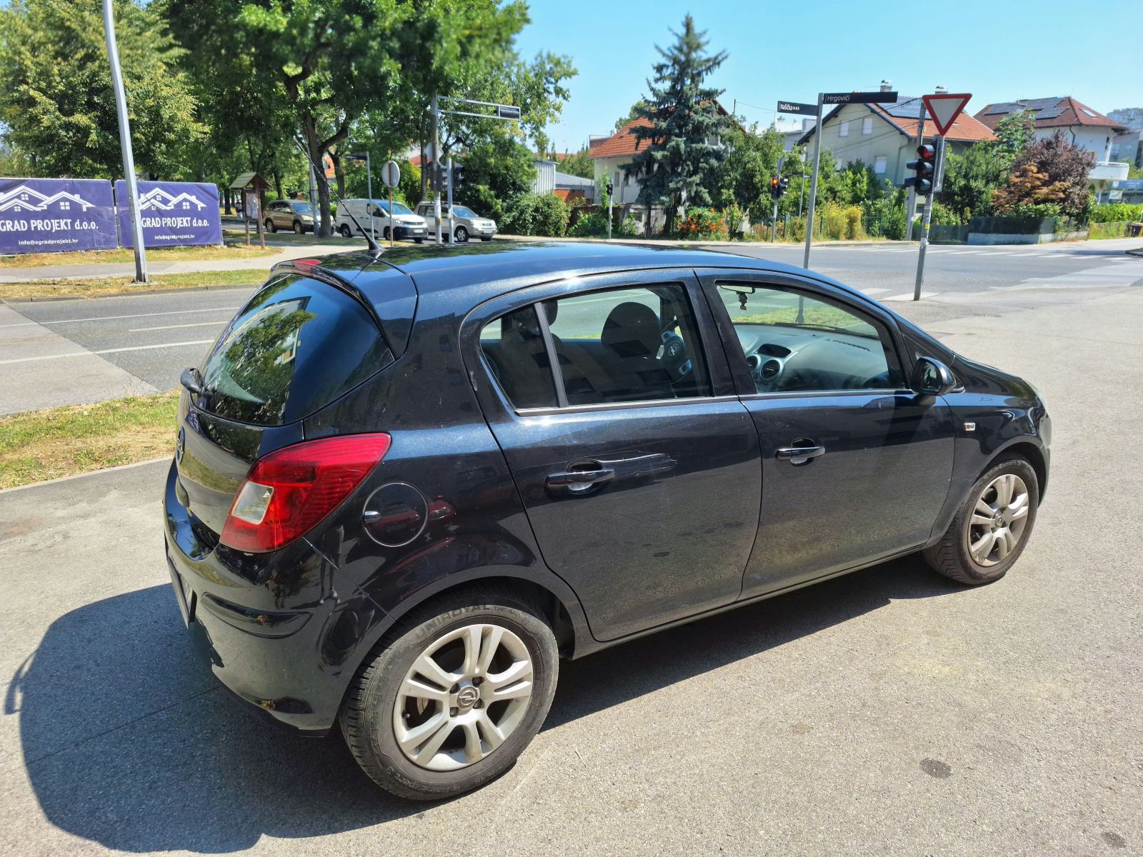 Opel Corsa 1.4 ENJOY, fotografija 4