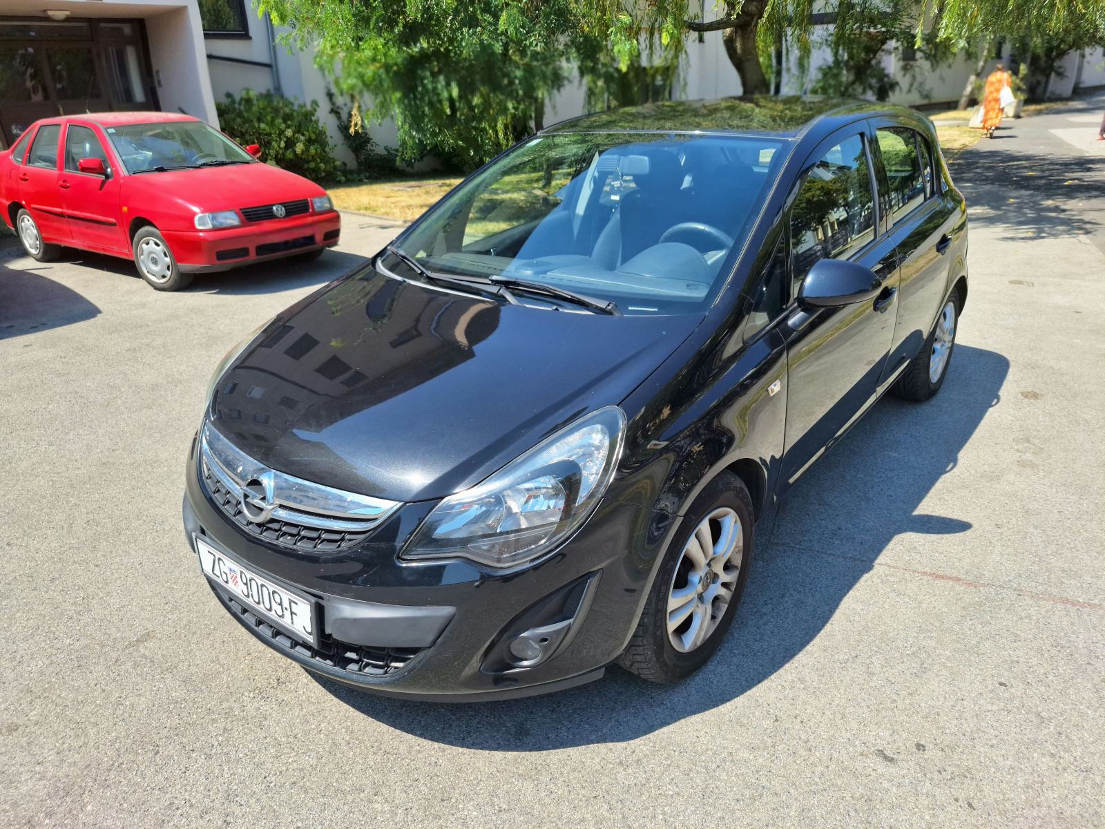 Opel Corsa 1.4 ENJOY, fotografija 2