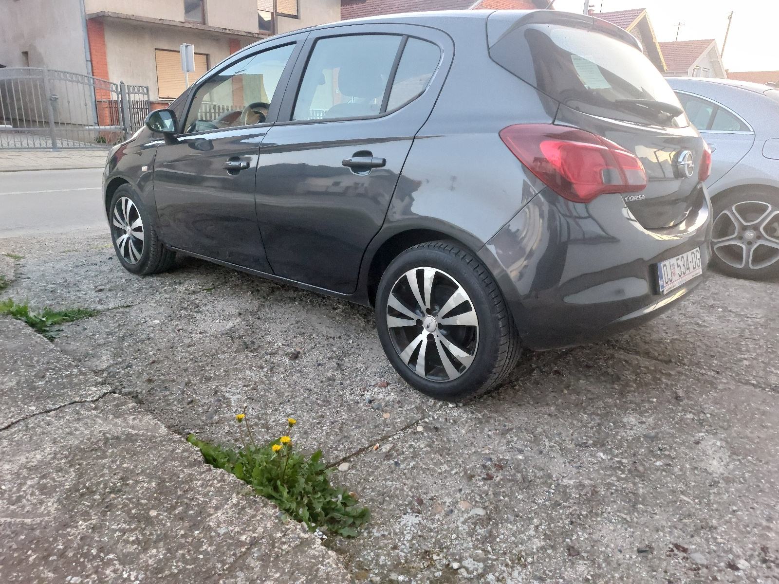 Opel Corsa 1,4 LPG u pdv ***akcija crni petak****, fotografija 7