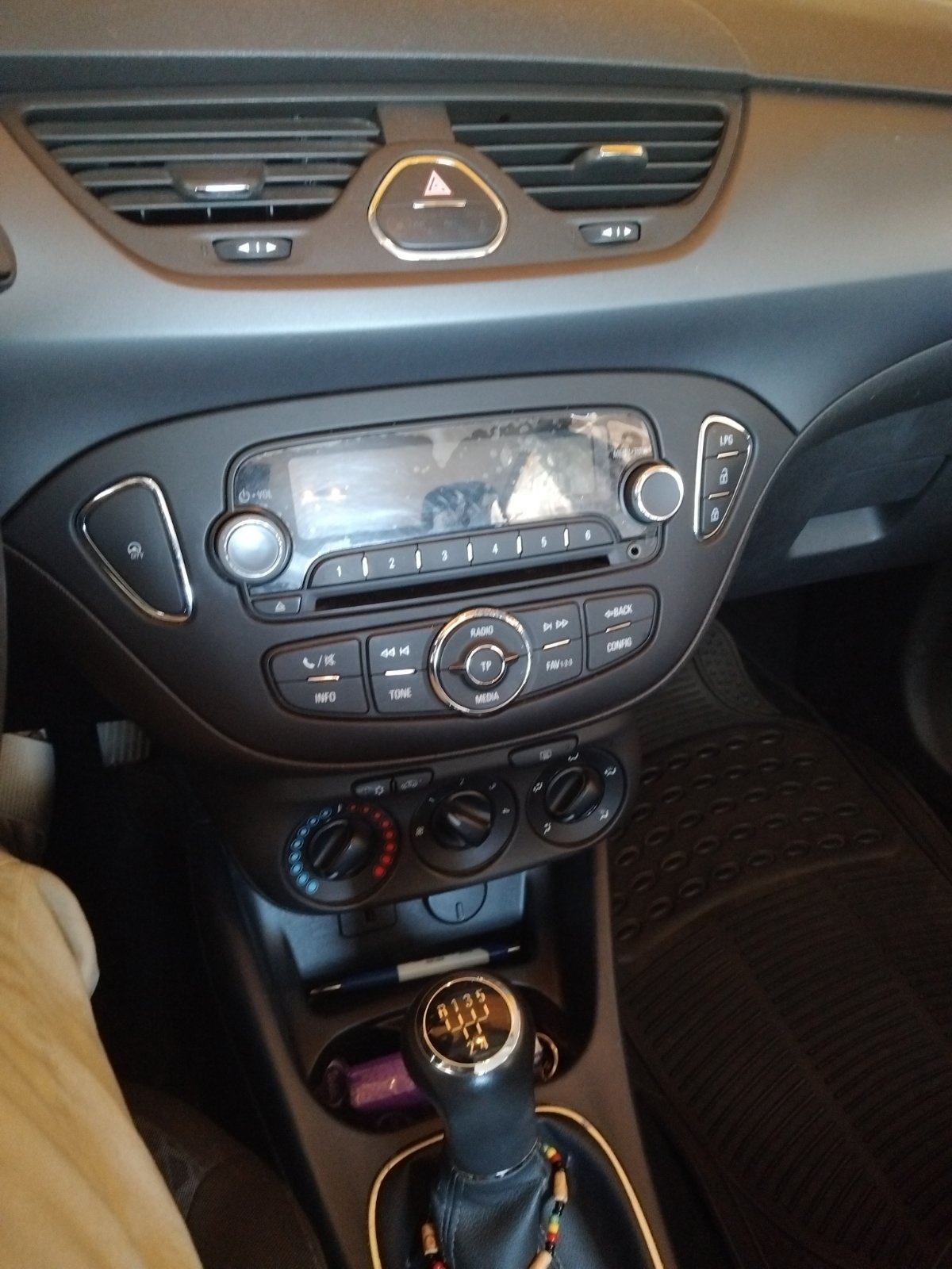 Opel Corsa 1,4 LPG, fotografija 6