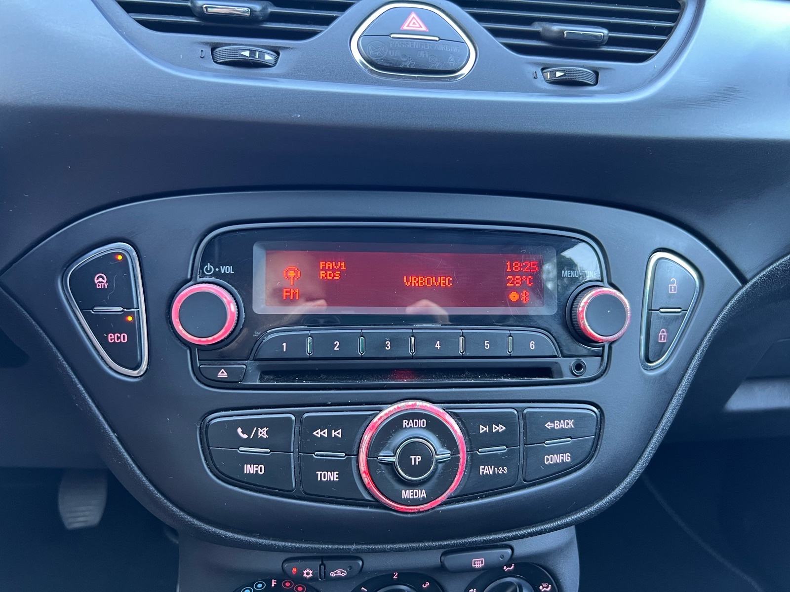 Opel Corsa 1,4 LPG, fotografija 15