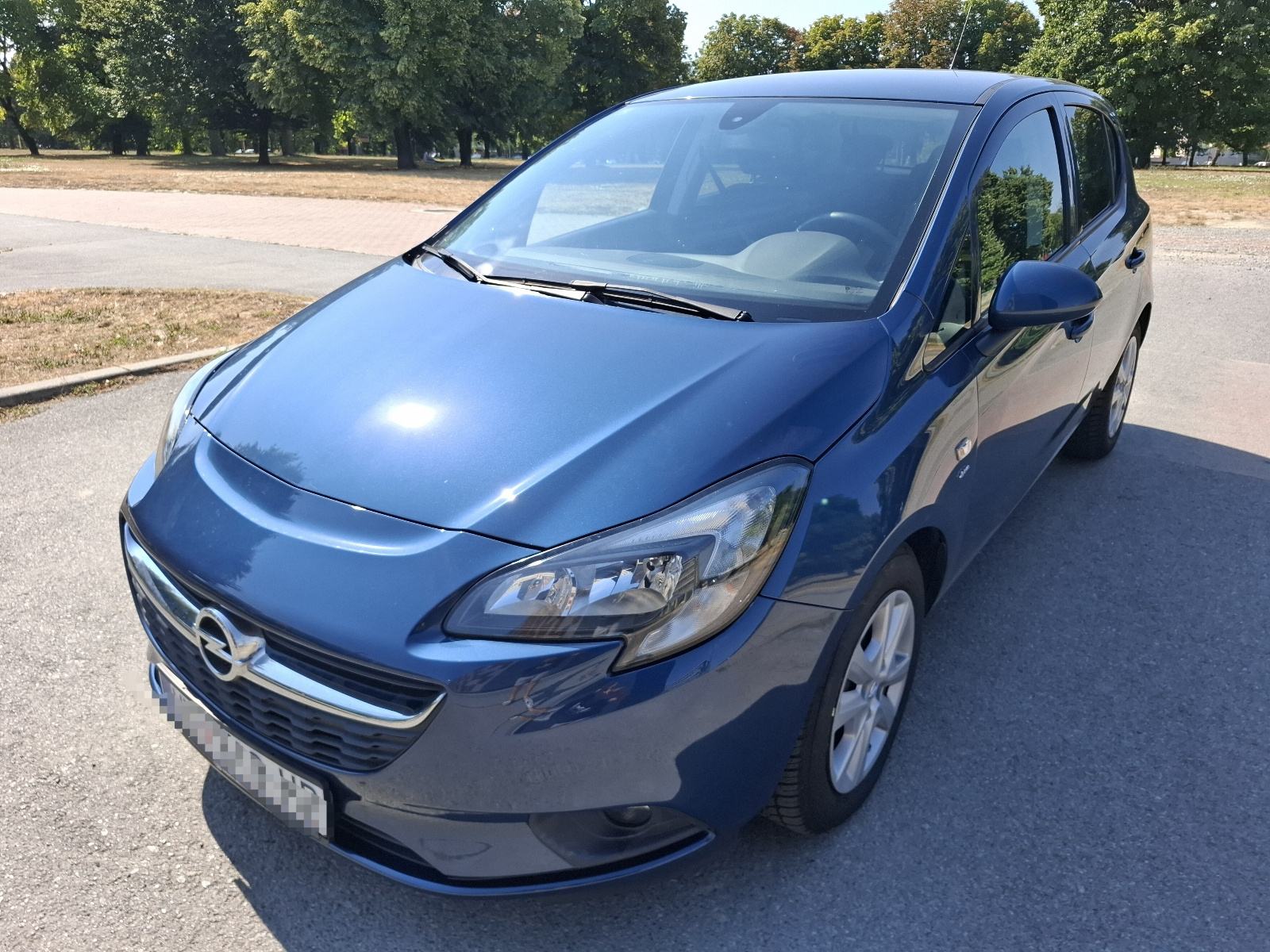 Opel Corsa 1,4. I , 5 vrata , klima Samo 59.000.km, fotografija 4