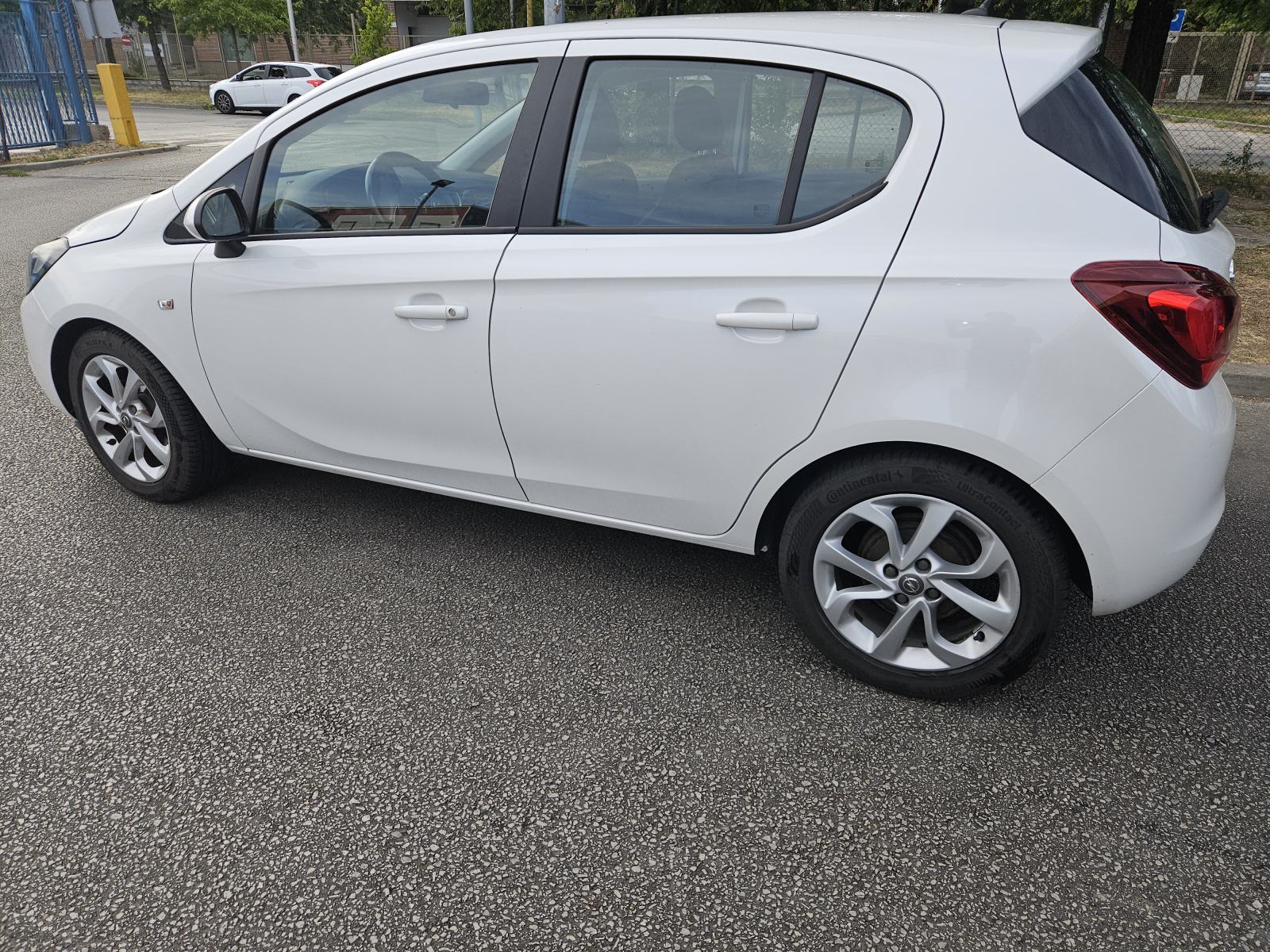 Opel Corsa 1.4, fotografija 3