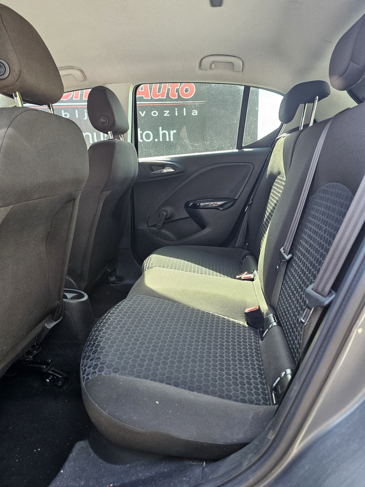 Opel Corsa 1,4 Turbo, fotografija 15