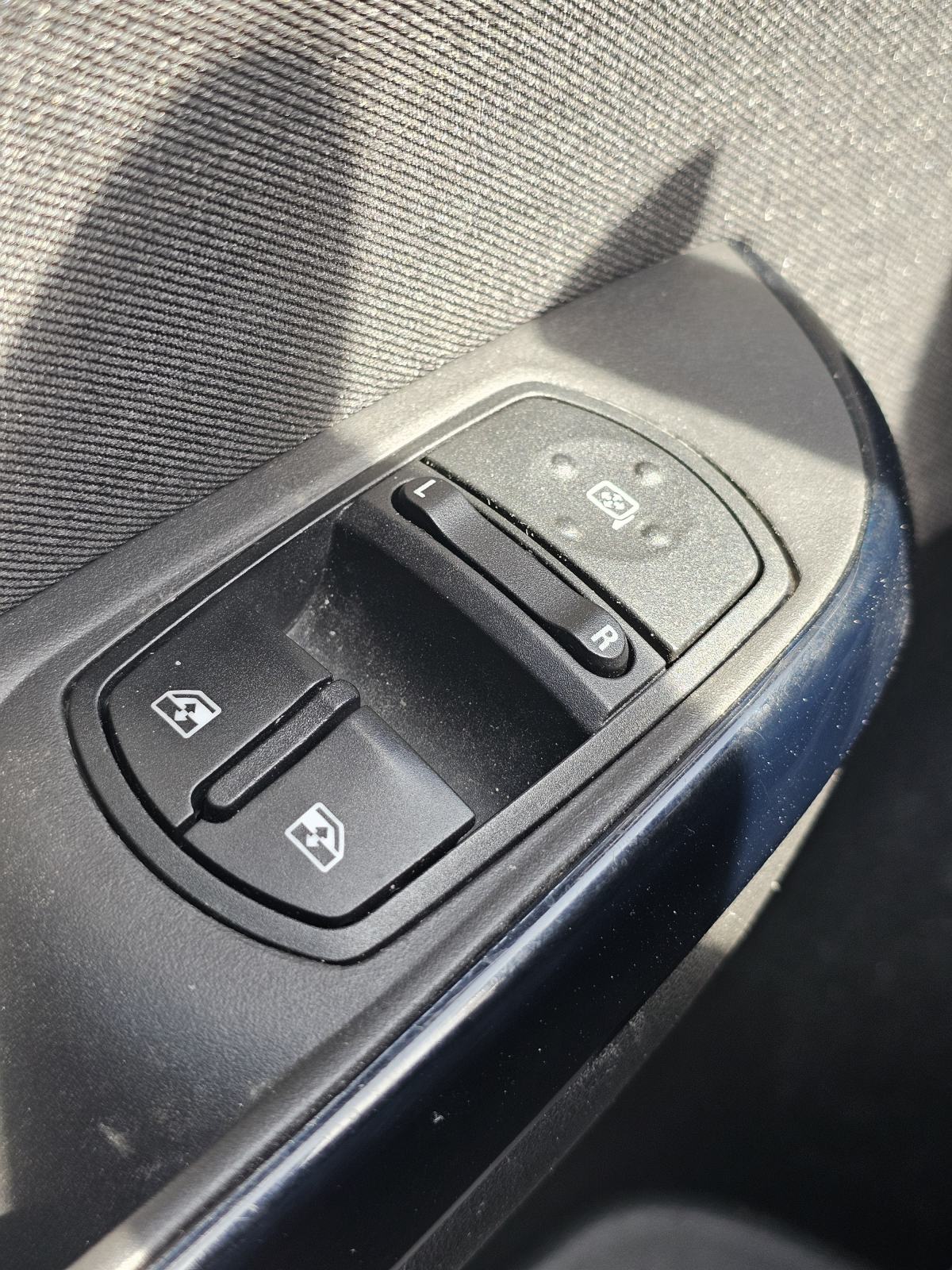 Opel Corsa 1,4 Turbo, fotografija 11