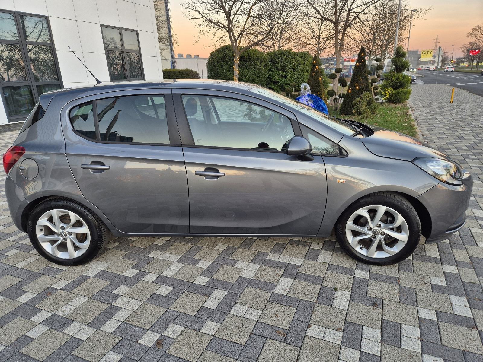 Opel Corsa 1,4 **WOLF**KLIMA**MULTIMEDIJA**ALU**PDC**REG 1 GOD**, fotografija 11