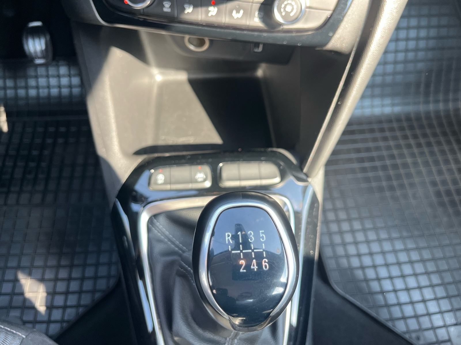 Opel Corsa 1,5 D 102 KS 1.VL Nije uvoz Jamstvo 1G 48000 KM!, fotografija 16