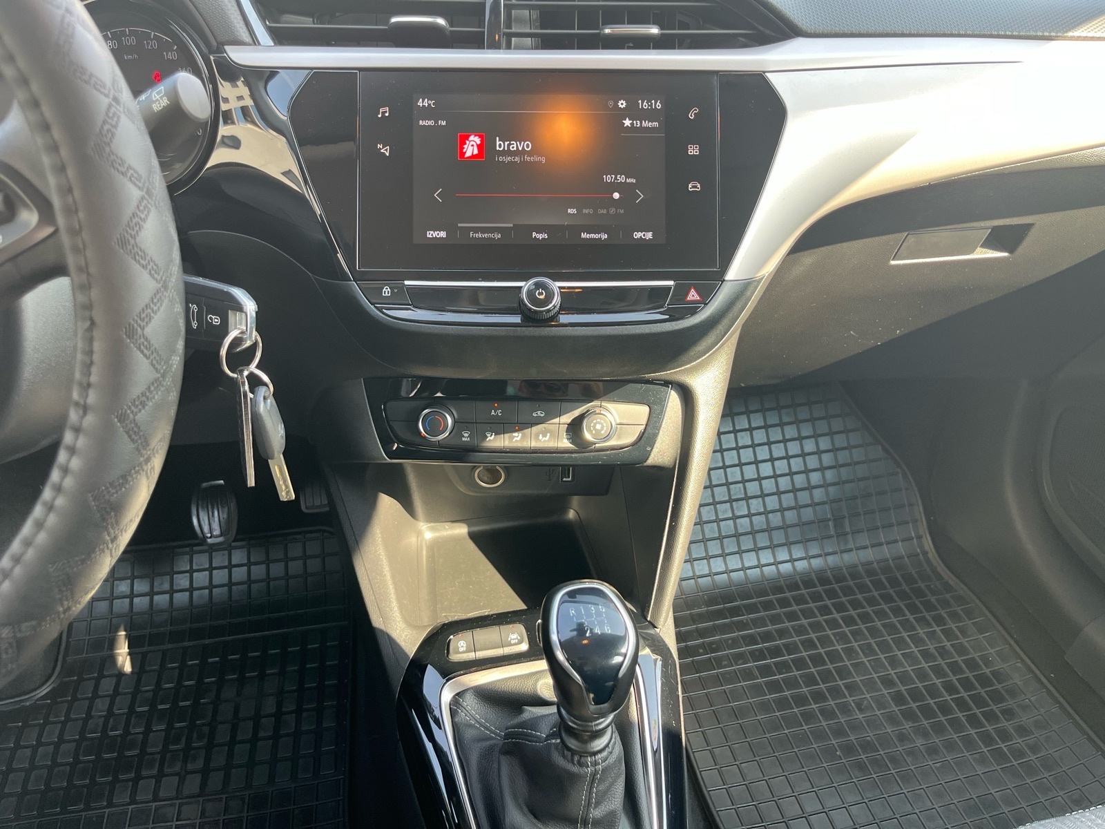 Opel Corsa 1,5 D 102 KS 1.VL Nije uvoz Jamstvo 1G 48000 KM!, fotografija 14