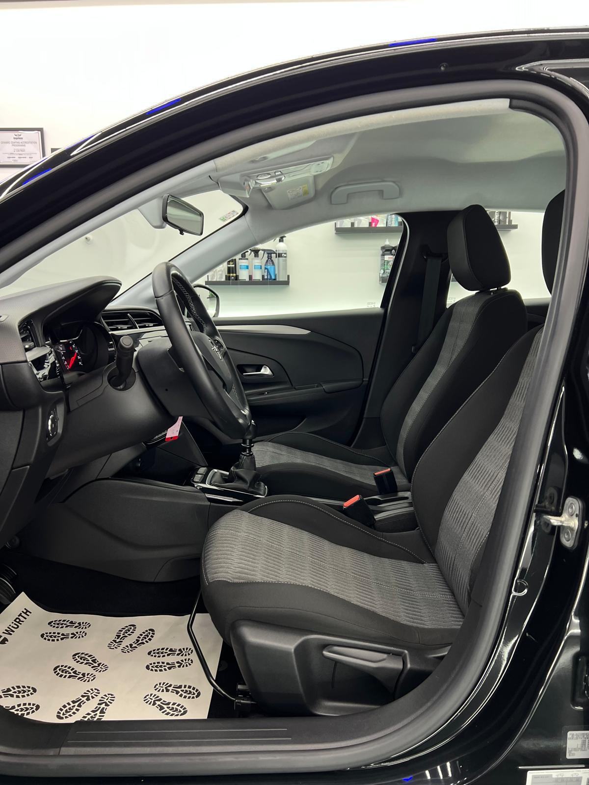 Opel Corsa 1,5 D, fotografija 12