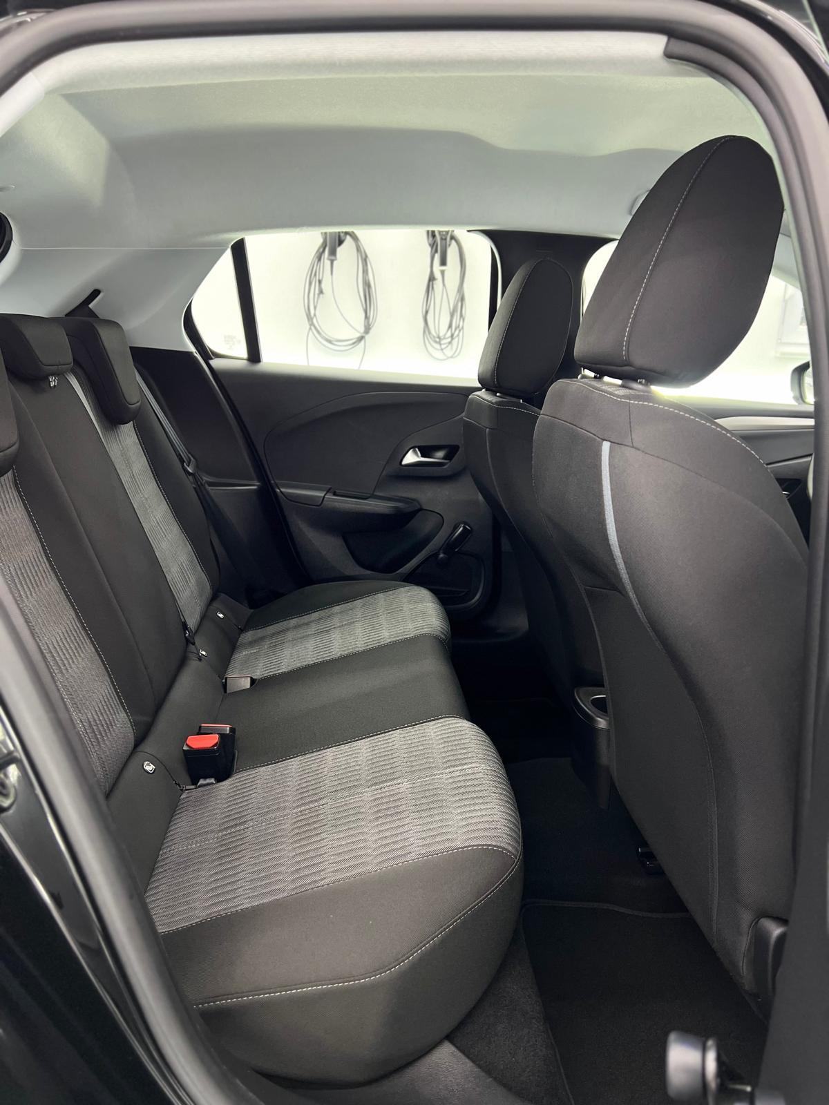 Opel Corsa 1,5 D, fotografija 15