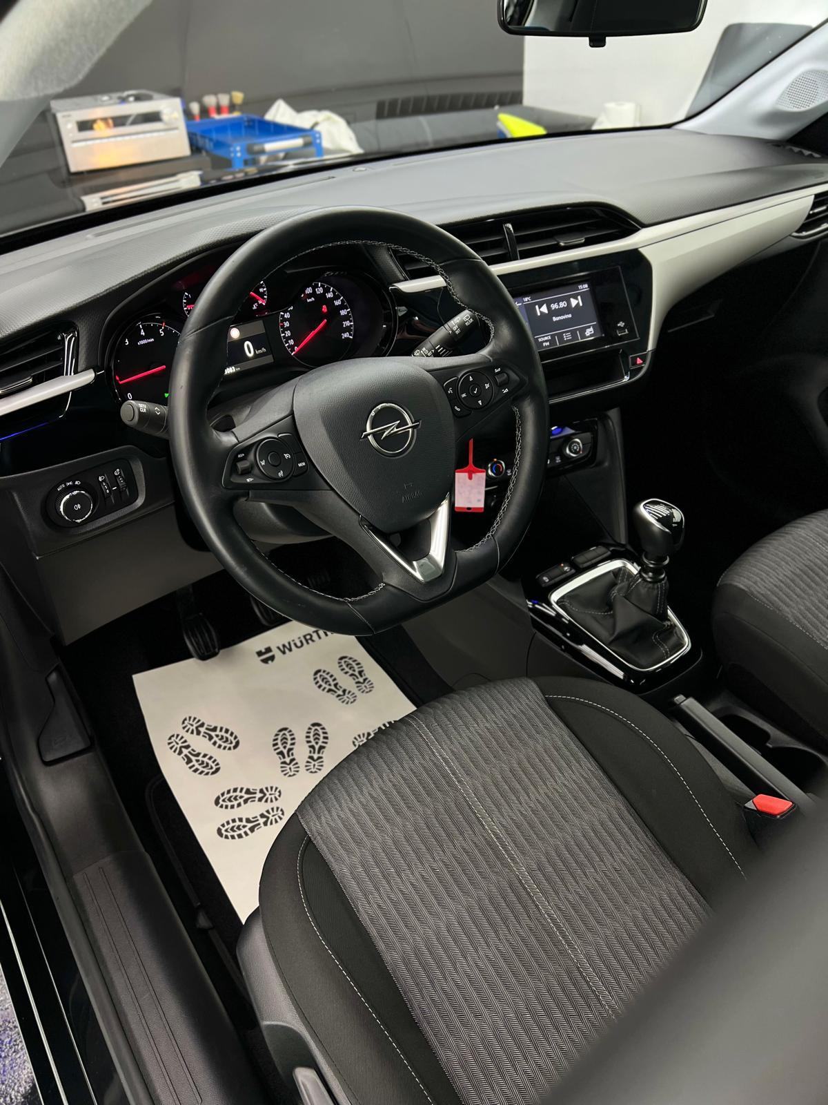 Opel Corsa 1,5 D, fotografija 11
